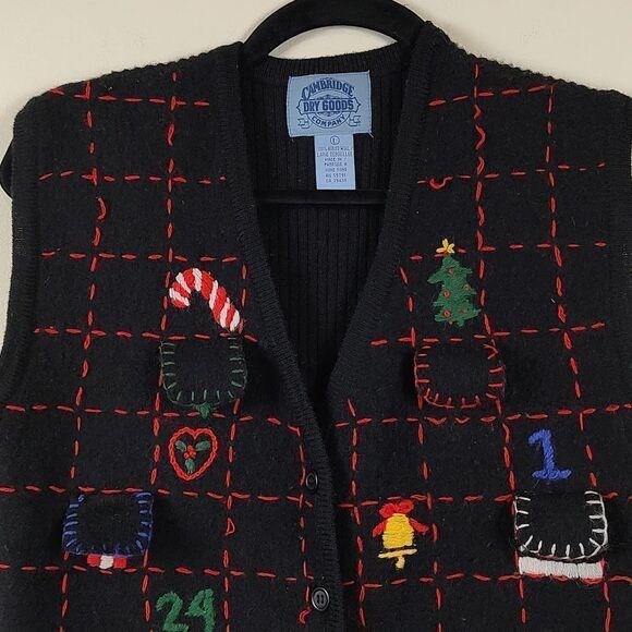Cambridge Dry Goods Company Boiled Wool Embroidered Christmas Vest Size L - Picture 12 of 16